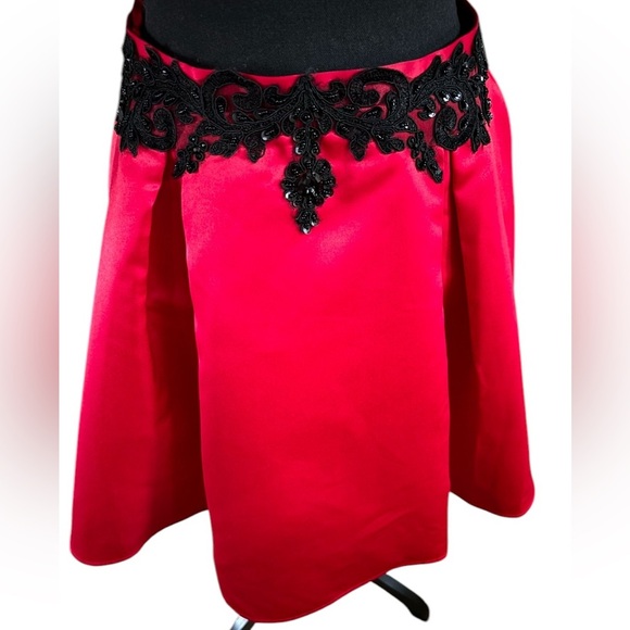 HAVANA COUTURE RED SATIN BLACK LACE FULL CIRCLE PARTY HOLIDAY SKIRT SIZE S-M - Picture 1 of 8
